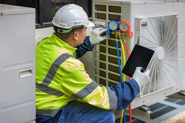 Professional Hvac technician working in Riverside, RI